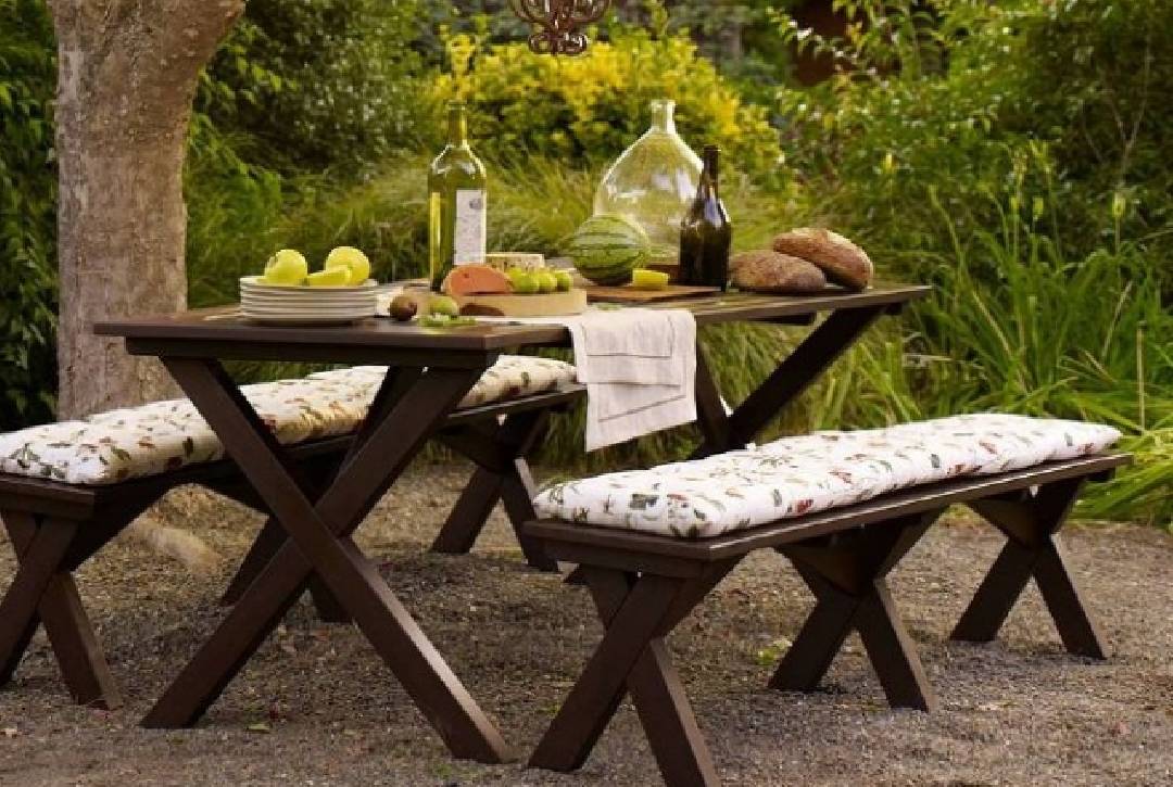 Déco de table de jardin pique nique